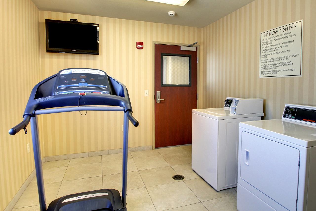Cobblestone Inn&Suites - Carrington Esterno foto